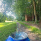 Taufbecken im Gr&uuml;nen 